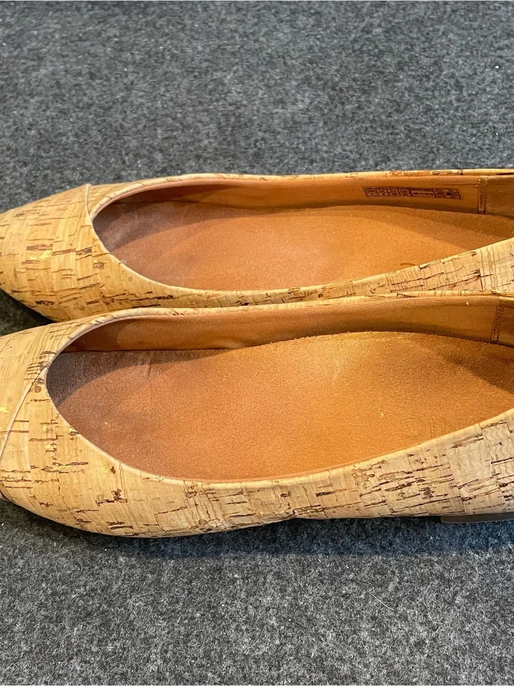 Vionic Pointed Cork-Textured Flats with Gold Flecks - Tan